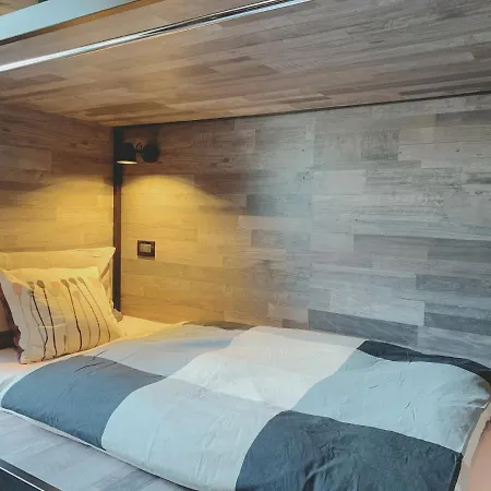 V House Accommodatie bij particulieren *